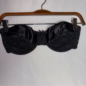 Vintage Vassarette Elegant Black Lace Strapless Second Skin Bra #74-140 Size 36C
